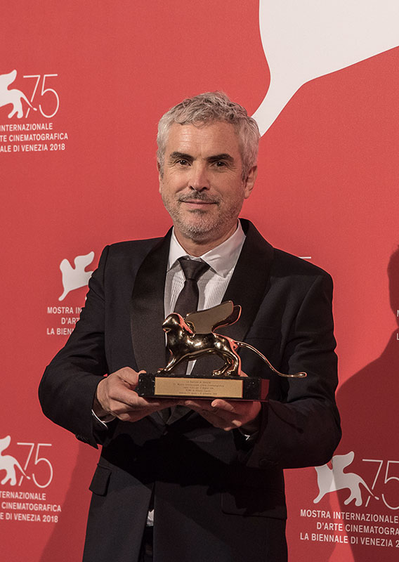 Alfonso Cuarón Ph Rossana Viola Veneziadavivere Venezia75 Cinema2018 Premiazioni