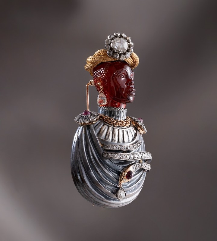 A piece of jewelry by Ulf Englich at the Maddalena Di Giacomo Foundation