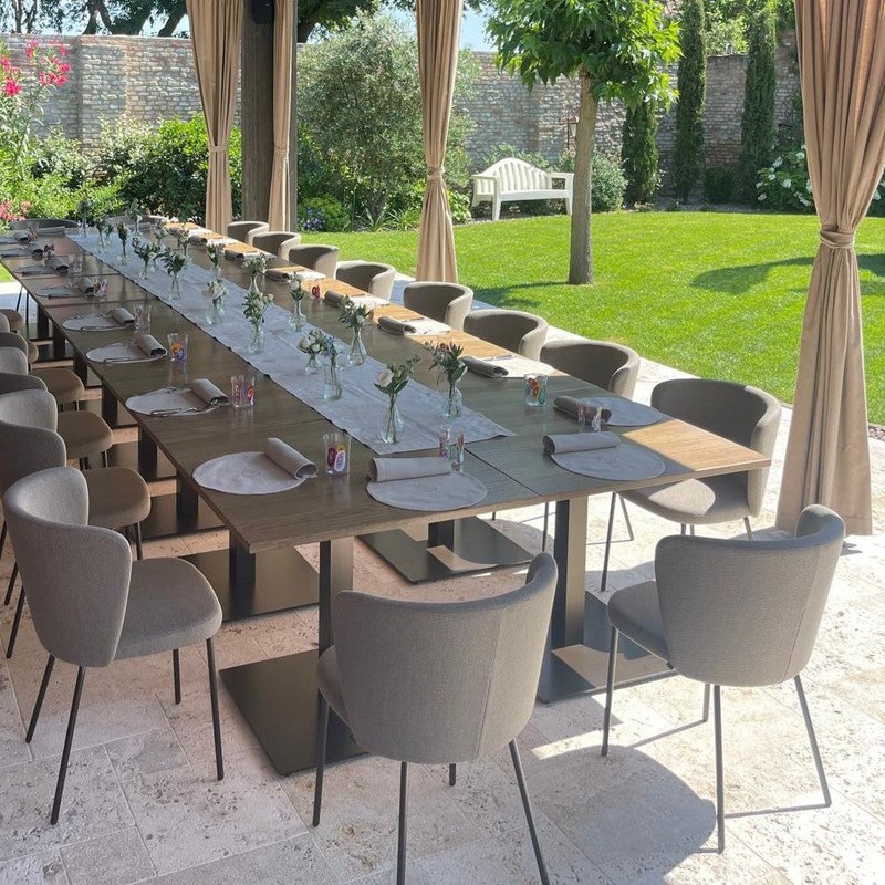 Table set at the Ninà 911 bistro in Burano